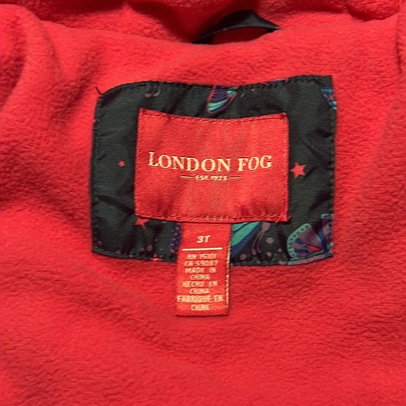 London Fog Little Girls size 3T hooded puffer coat - Picture 8 of 9